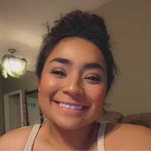 Meet your Posher, Beverly